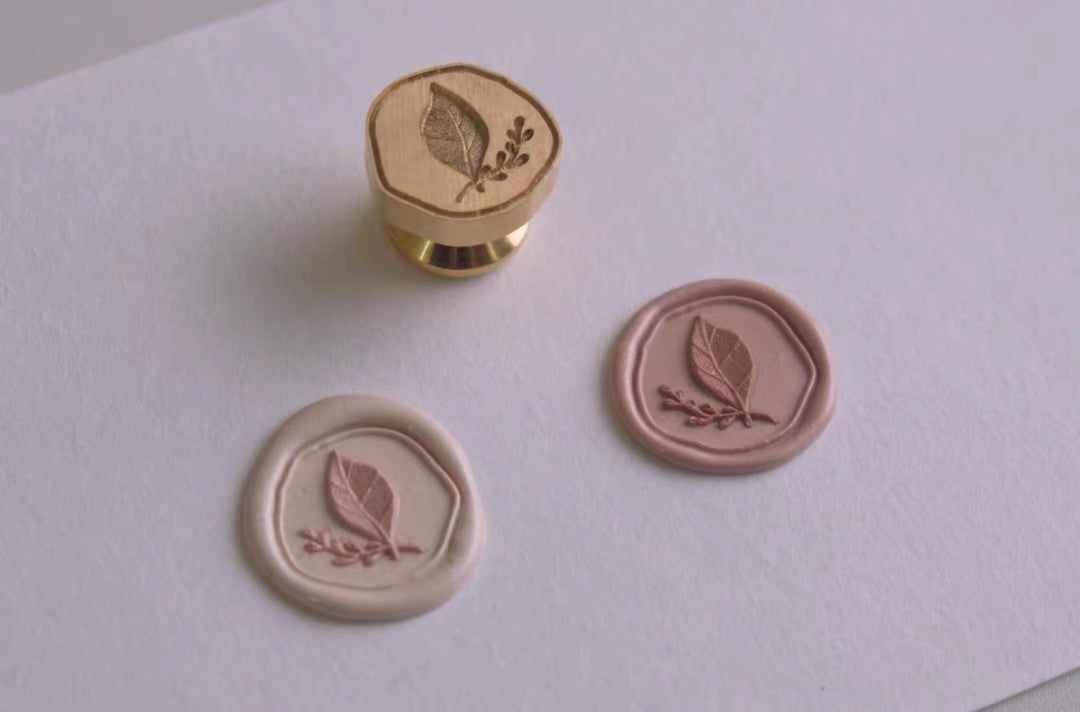 Flower Wax Seal