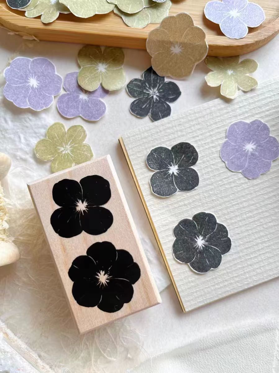 Wooden stamp (small floral)