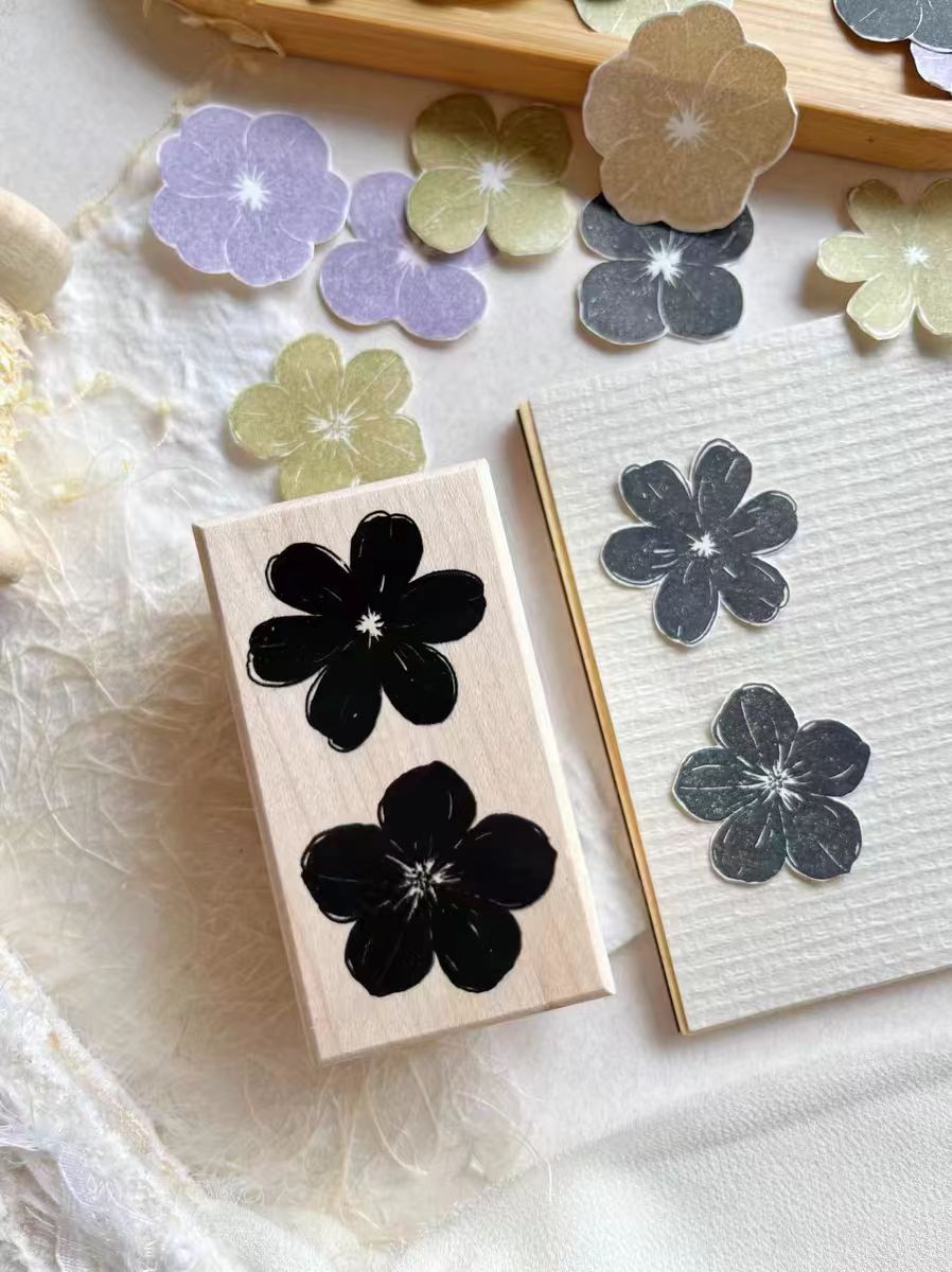 Wooden stamp (small floral)